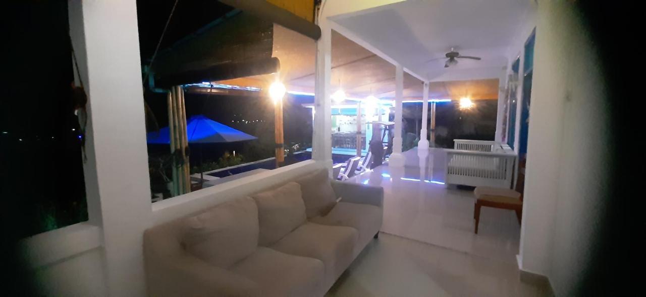 Cantik Villa Ловіна Екстер'єр фото